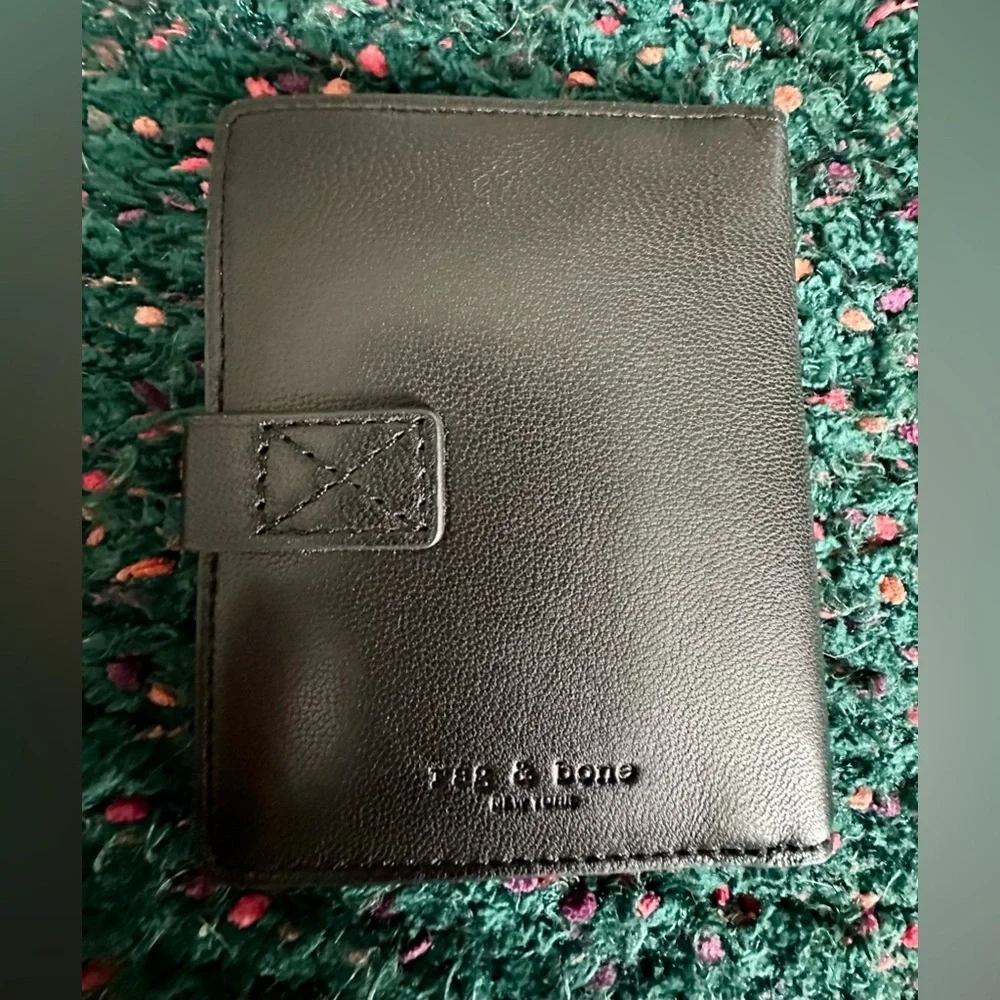 NWT Rag & Bone Passenger Bifold Card Case —Black Leather | Minimal Luxury Wallet